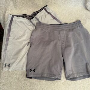 Under Armour Gray and White Athletic Shorts Performance Comfort. Size XL.